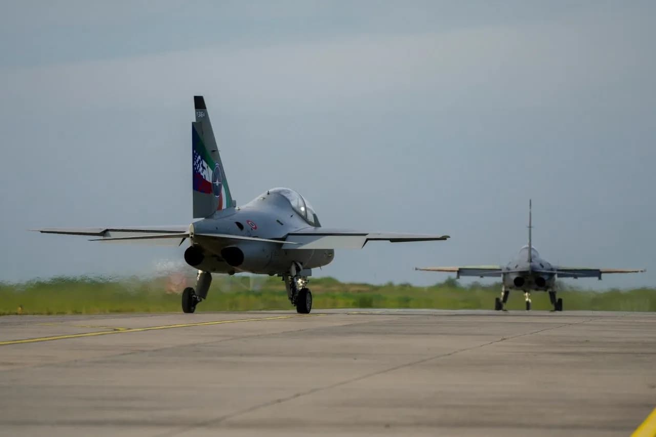 Türkiye'nin 'Savaş İHA'sı' M-346 Savaş Eğitim Uçağı ile Otonomluk Denemelerinde Birlikte