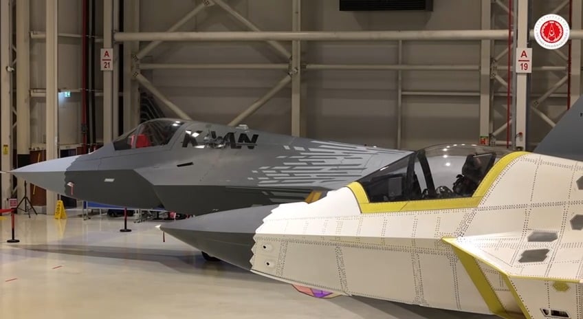 İlk uçuşun yerdeki provası: KAAN tam boy statik testi