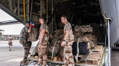 Fransa’nın Senegal’deki 65 yıllık varlığı sona erdi