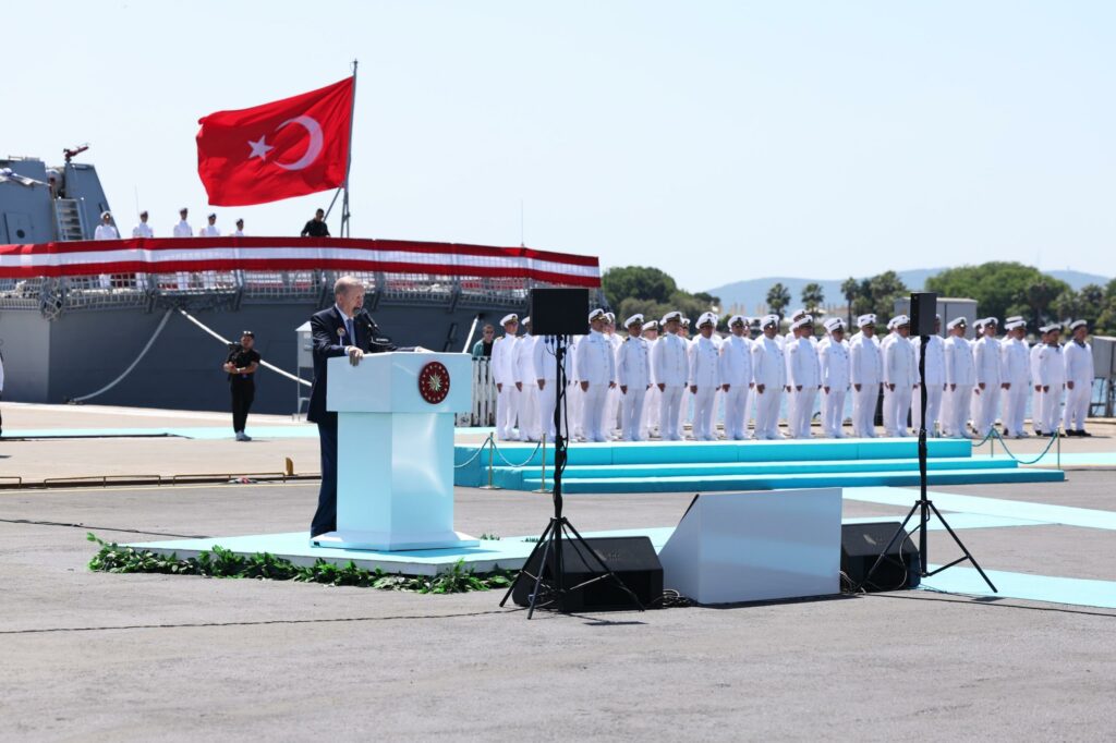 “Kimsenin Toprağında, Egemenliğinde Gözümüz Yok. İlkemiz Çok Net: Ne Hak Yeriz, Ne de Hakkımızı Yediririz”