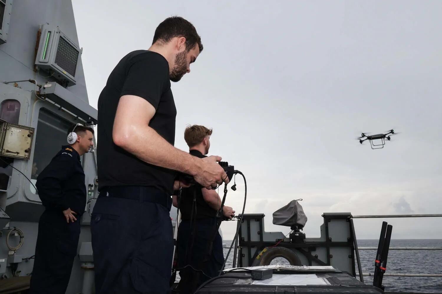 Kraliyet Donanması’ndan nakliye amaçlı ilk drone kullanımı