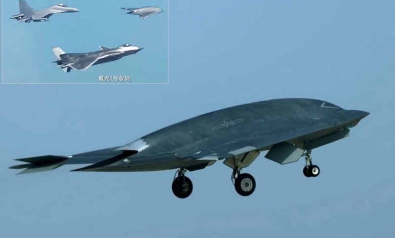 Çin’in insansız savaş uçağı GJ-11 Dark Dragon ilk kez J-20 ile uçtu