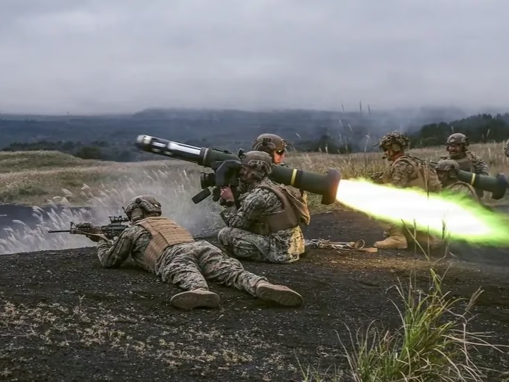 ABD, NATO iş birliği kapsamında Arnavutluk Kara Kuvvetleri’ne Javelin tanksavar sistemi teslim etti
