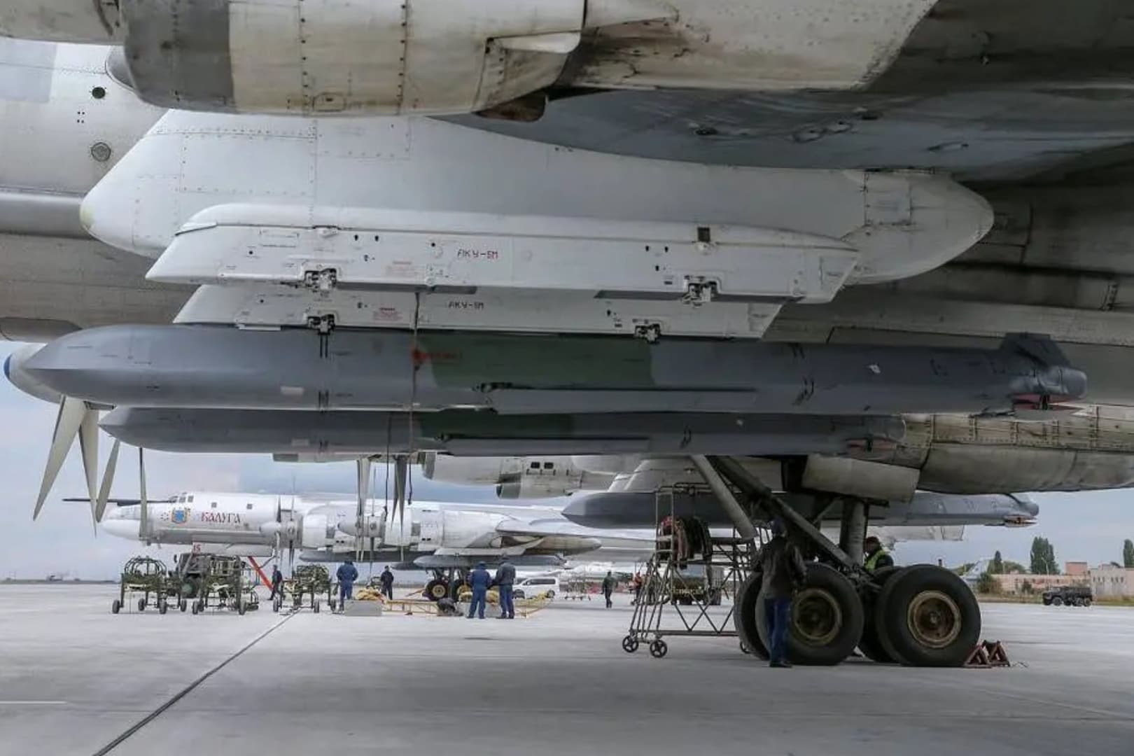 Rusya'nın Kh-101 Seyir Füzesi Polonya'ya 100 Km Girebilir Mi?