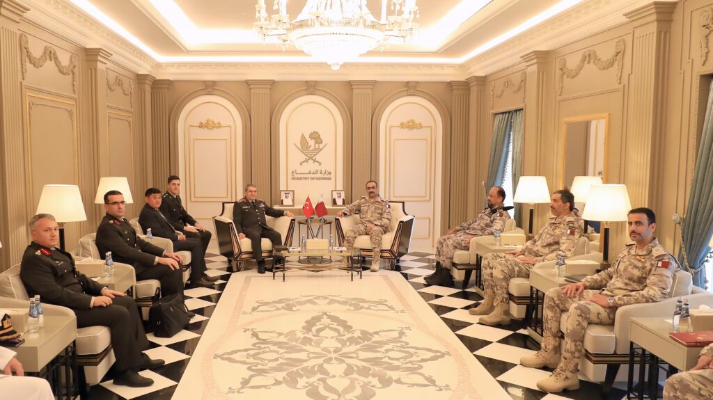 Genelkurmay Başkanı Orgeneral Selçuk Bayraktaroğlu, Resmî Ziyaret Kapsamında Katar’ın Başkenti Doha’ya Gitti