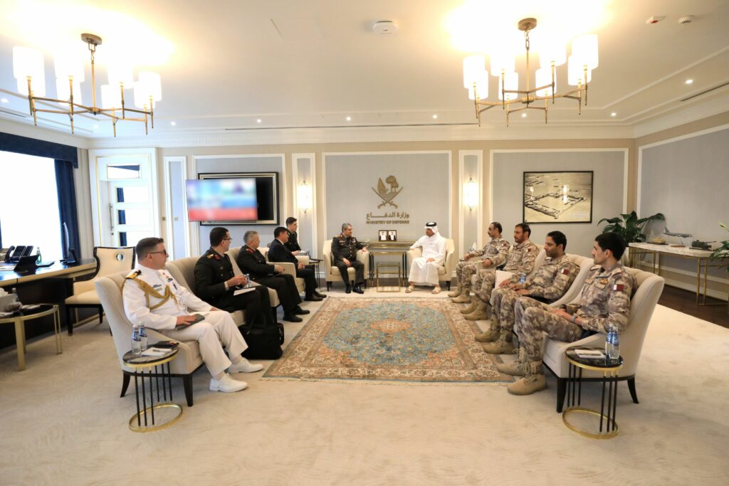 Genelkurmay Başkanı Orgeneral Selçuk Bayraktaroğlu, Resmî Ziyaret Kapsamında Katar’ın Başkenti Doha’ya Gitti