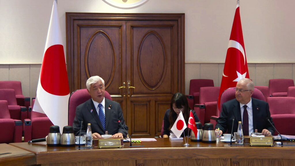 “Japon Dostlarımızla Özellikle Savunma Sanayiinde ve Askerî İlişkilerimizde Daha Fazla Gelişim için Elimizden Gelen Gayreti Göstermeye Hazırız”