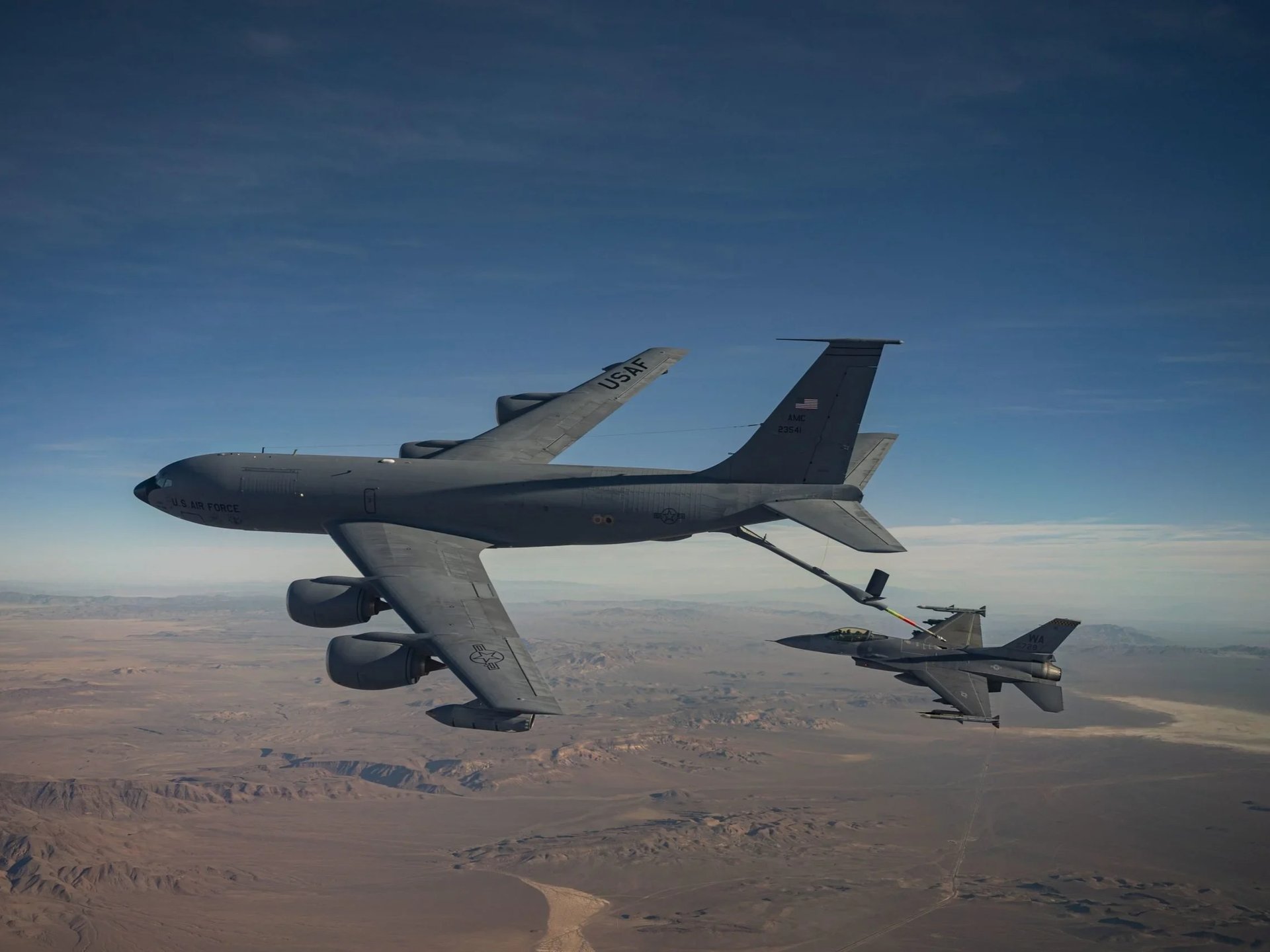 Arjantin ABD’den KC-135 alarak F-16’ların menzilini artırmayı hedefliyor