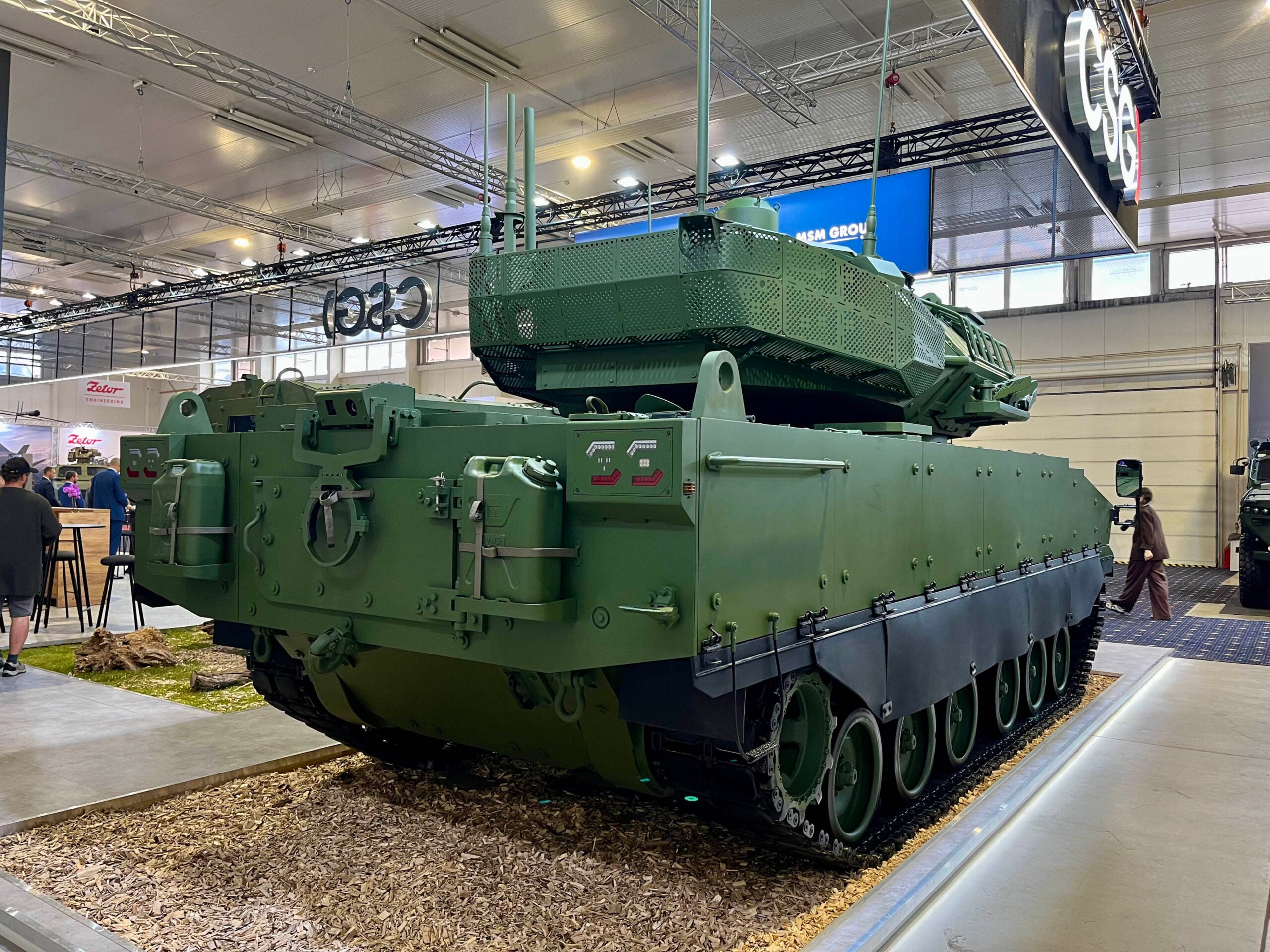 FNSS’nin yeni orta sınıf tankı: CFL-120 Karpat