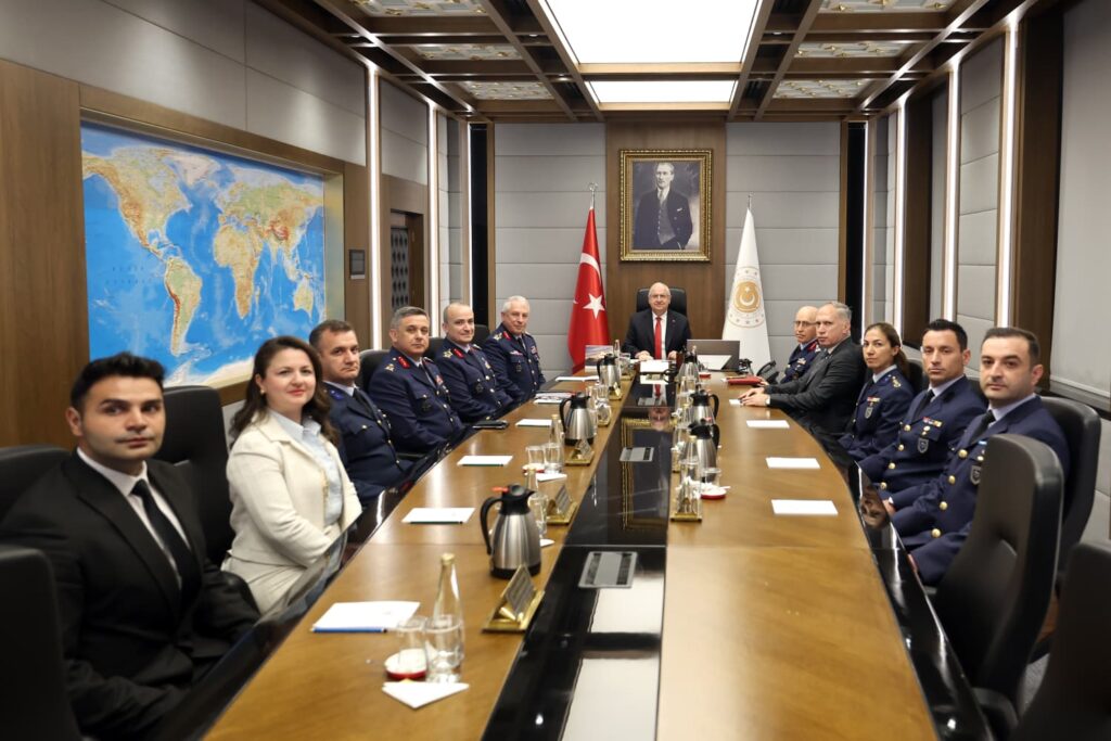 Sadece Öğrenciler ve Ailelerinin Davetli Olduğu Gençlik ve Havacılık Festivali 6-7 Haziran’da İzmir Çiğli 2’nci Ana Jet Üssü’nde