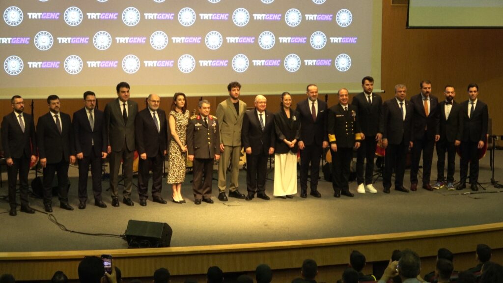 “Birlikteyiz!” MSB Güler: Böylesine Özgün Projeler, Millet ile Ordusu Arasındaki Güçlü Bağı Pekiştiren, Güven Duygusunu Arttıran Stratejik İletişim Adımlarıdır