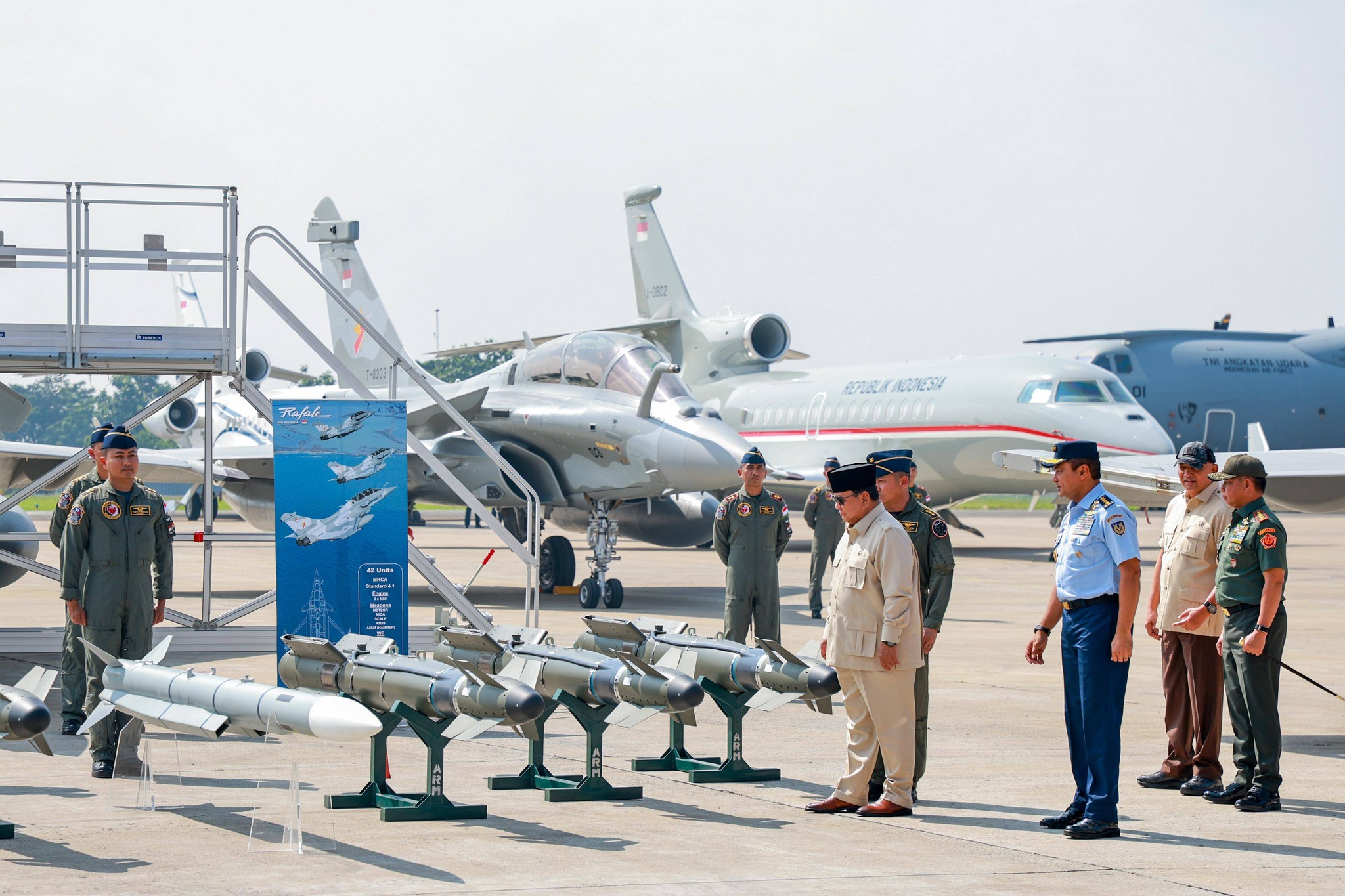 Endonezya’ya Rafale savaş uçağı teslimatı