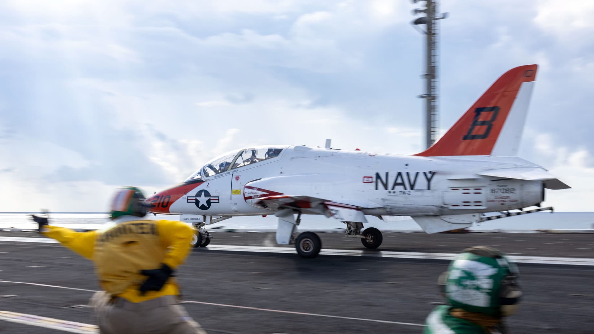Donanma, T-45 Goshawk'ın Yerine Yeni Eğitim Uçağı Arayışını Yavaşlatacak Durumda Değil