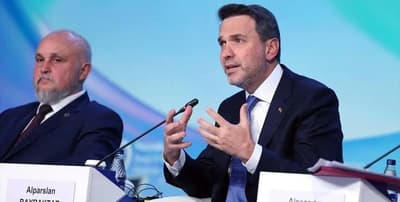 Bakan Bayraktar: Enerjide küresel zorluklara karşı işbirliği şart!