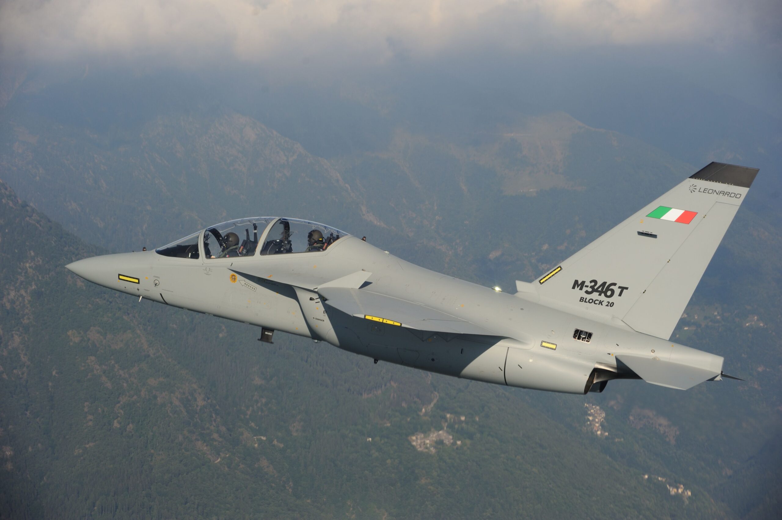 ITPS Canada’dan M-346T Block 20 eğitim uçağı tedariki