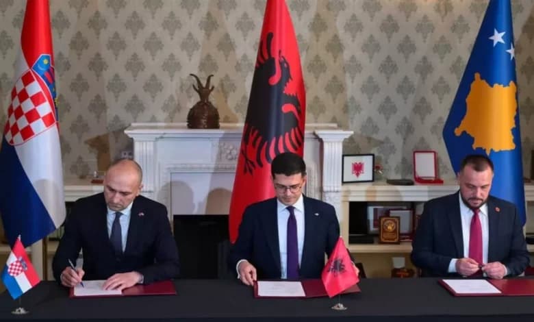 Üç balkan ülkesinden ortak askeri zırhlı araç üretim anlaşması
