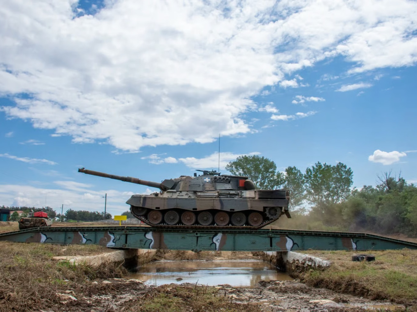 Yunanistan’dan Güney Kıbrıs’a Leopard 1A5 tank devri gündemde