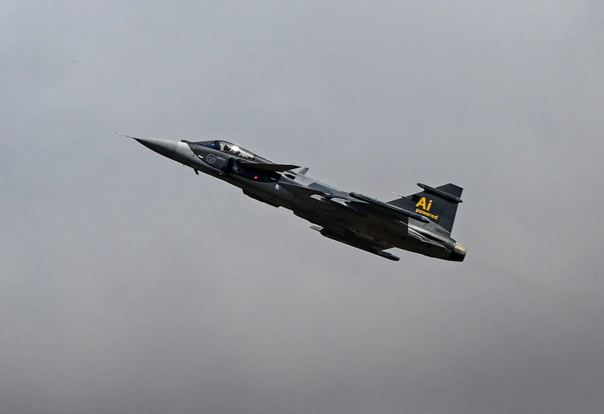 Ukrayna ve İsveç, Gripen E Savaş Uçağı Satın Alma Anlaşması İmzaladı