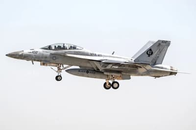 Epic Fury Operasyonu'nda ABD Donanması'nın F/A-18F'leri 421 mühimmat kullandı