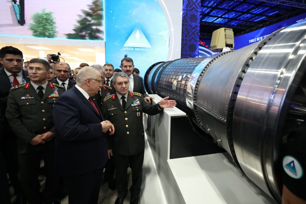 Millî Savunma Bakanlığı Ar-Ge Merkezi Bu Yıl da Yıldırım Han Uzun Menzilli Hipersonik Füze Sürprizi ile Dünyanın İlgi Merkezi Oldu